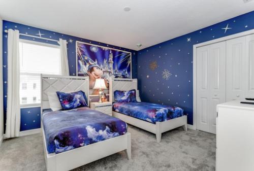 Great Dominic 20 People by All Vacation