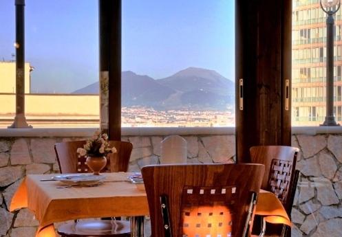 Restaurant, Hotel Eden in Naples Restaurant, Hotel Eden in Naples