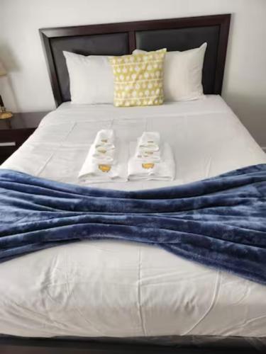 Affordable Private Rooms with Shared Bath Kitchen near SFO (SA) in Pacifica Affordable Private Rooms with Shared Bath Kitchen near SFO (SA) in Pacifica