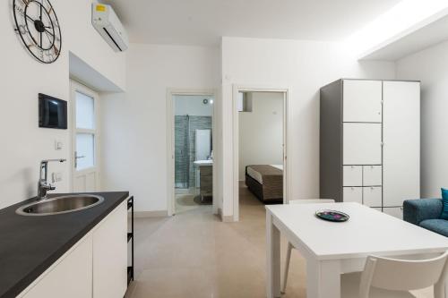 Tra i Vicoli di Ortigia by Wonderful Italy