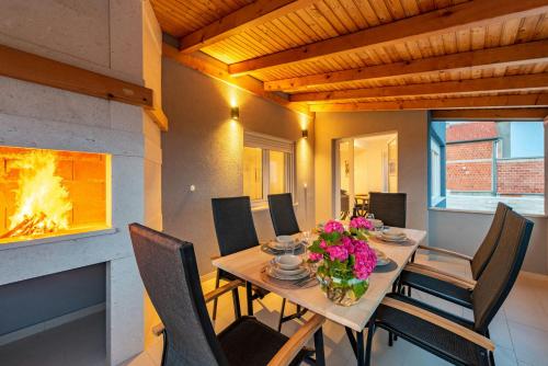 Erkély/terasz, Villa Pezer ZadarVillas in Buković Erkély/terasz, Villa Pezer ZadarVillas in Buković