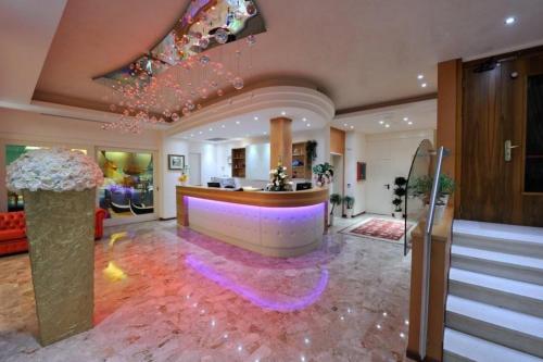 Lobby, Hotel Ca' D'Oro Tre Stelle Superior Adults only in Bibione Lobby, Hotel Ca' D'Oro Tre Stelle Superior Adults only in Bibione