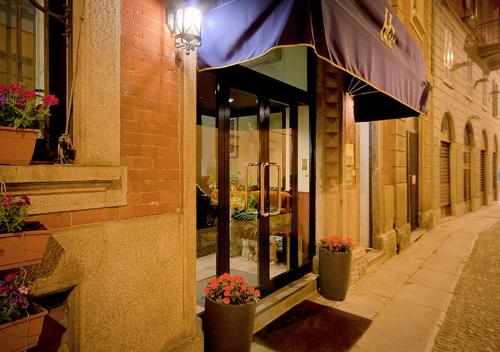 This photo about Genius Hotel Downtown shared on HyHotel.com