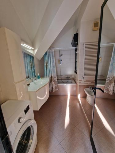 Comfy Penthouse in Assago Comfy Penthouse in Assago