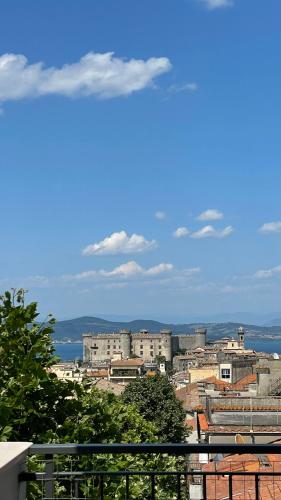 A Due Passi dal Castello - Appartamento con Vista in Bracciano A Due Passi dal Castello - Appartamento con Vista in Bracciano