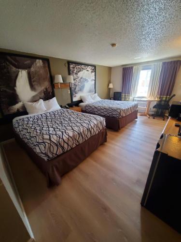 Wyo Inn in 謝里登 (WY) Wyo Inn in 謝里登 (WY)