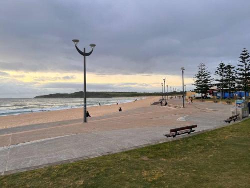 Private 1 bedroom apartment near beach and shops in Maroubra Private 1 bedroom apartment near beach and shops in Maroubra