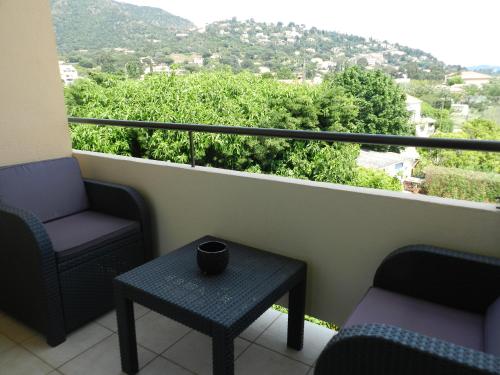 Вид, Hotel L'Orangeraie in Ле Лаванду Вид, Hotel L'Orangeraie in Ле Лаванду