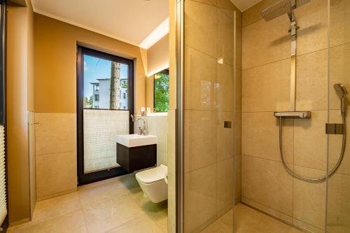 Bathroom, Villa Baltique Perle Pour 2 in Sellin City Center Bathroom, Villa Baltique Perle Pour 2 in Sellin City Center