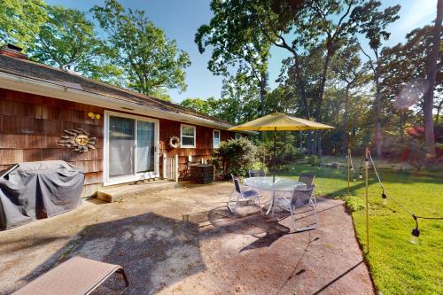 The Endless Summer Cottage in Cutchogue The Endless Summer Cottage in Cutchogue