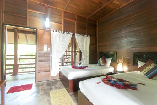 Namkhong Guesthouse and Resort in Chiang Khong (Chiang Rai) Namkhong Guesthouse and Resort in Chiang Khong (Chiang Rai)