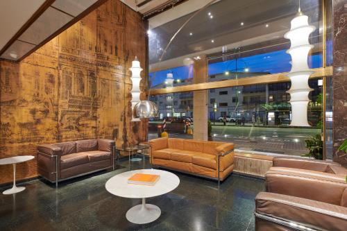 Lobby, Hotel Plaza in Venice Lobby, Hotel Plaza in Venice