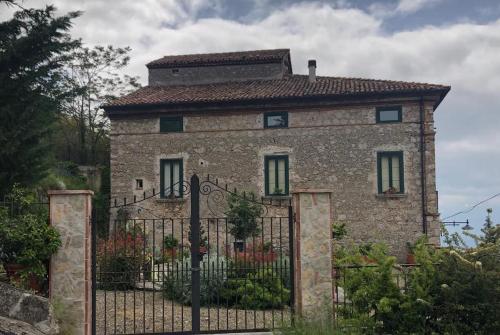 Antica dimora Palazzo Rossi in Marsicovetere Antica dimora Palazzo Rossi in Marsicovetere