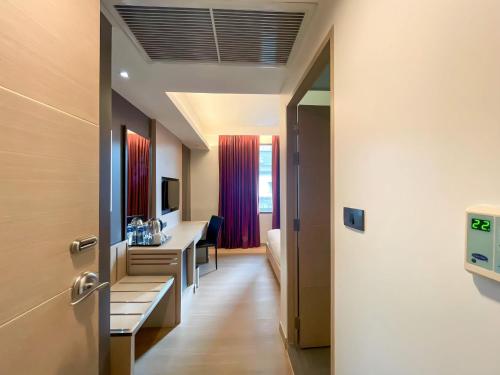 アイチェック イン ナナ15