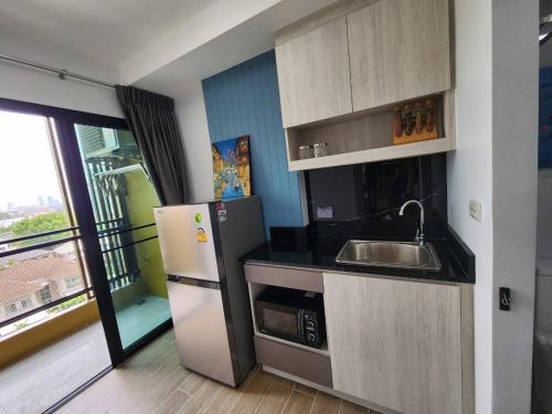 Kitchen, ABoutNont HOTEL & MANSION near Central Plaza Rathanathibet Kitchen, ABoutNont HOTEL & MANSION near Central Plaza Rathanathibet