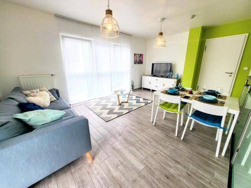 صالة مشتركة/ منطقة التلفزيون, Calm and modern apartment in Gaichel صالة مشتركة/ منطقة التلفزيون, Calm and modern apartment in Gaichel