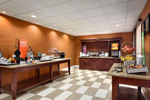 設施, 拉戈歡朋套房酒店 (Hampton Inn & Suites Largo) in 佛羅里達州拉戈 (FL) 設施, 拉戈歡朋套房酒店 (Hampton Inn & Suites Largo) in 佛羅里達州拉戈 (FL)