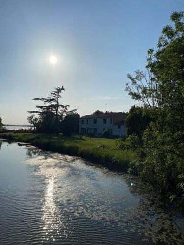 Gîte marais poitevins le grand sablon ouest (Gite marais poitevins le grand sablon ouest) in 勒蓋德韋呂爾 Gîte marais poitevins le grand sablon ouest (Gite marais poitevins le grand sablon ouest) in 勒蓋德韋呂爾