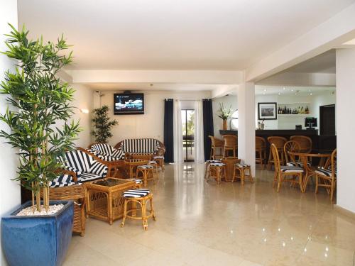 Ruoka ja Juomat, Portimao Center Hotel in Portimao Ruoka ja Juomat, Portimao Center Hotel in Portimao