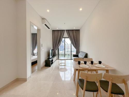 Lucentia Residence at BBCC Lalaport Kuala Lumpur by Veedu Hauz near Kenanga Wholesale City Lucentia Residence at BBCC Lalaport Kuala Lumpur by Veedu Hauz near Kenanga Wholesale City