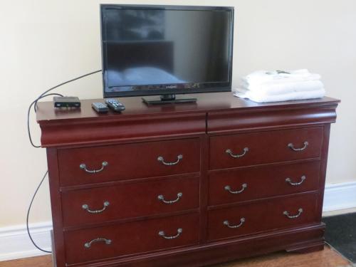 This photo about Bradford Inn shared on HyHotel.com