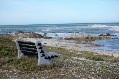 pantai, The Sun Catcher B&B in Struisbaai pantai, The Sun Catcher B&B in Struisbaai