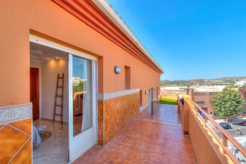 Magnifico atico de 3 dormitorios in Las Lagunas Magnifico atico de 3 dormitorios in Las Lagunas