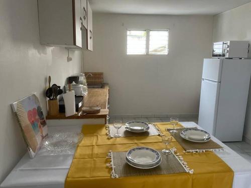 Fasiliti, Soanna - Appartement à 5 minutes à pied de la plage (Soanna - Appartement a 5 minutes a pied de la plage) in La Trinite Fasiliti, Soanna - Appartement à 5 minutes à pied de la plage (Soanna - Appartement a 5 minutes a pied de la plage) in La Trinite
