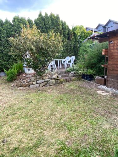 Kert, Stilvolles Ferienhaus mit Garten für 6 Personen (Stilvolles Ferienhaus mit Garten fur 6 Personen) in Dippoldiswalde Kert, Stilvolles Ferienhaus mit Garten für 6 Personen (Stilvolles Ferienhaus mit Garten fur 6 Personen) in Dippoldiswalde