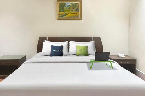 Urbanview Hotel Mulia Indah Palopo in Palopo Urbanview Hotel Mulia Indah Palopo in Palopo