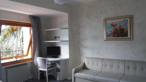 Hotel Forbisicle in Tignale Hotel Forbisicle in Tignale