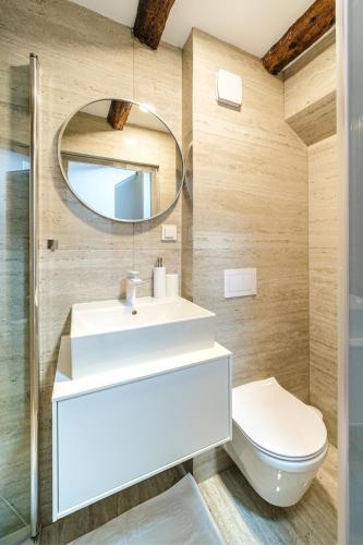 חדר אמבטיה, Sv.Duje Apartments in ספליט חדר אמבטיה, Sv.Duje Apartments in ספליט