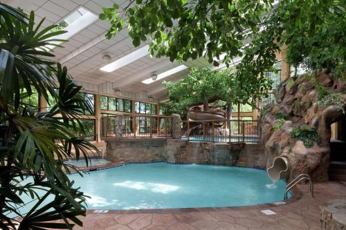 景觀, 蓋林柏格遠景公園逸林酒店 (The Park Vista Gatlinburg A Doubletree Hotel) in 蓋林柏格 (TN) 景觀, 蓋林柏格遠景公園逸林酒店 (The Park Vista Gatlinburg A Doubletree Hotel) in 蓋林柏格 (TN)
