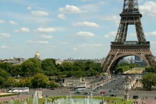 Appartement Calme, lumineux, Terasse proche Paris in Sceaux Appartement Calme, lumineux, Terasse proche Paris in Sceaux