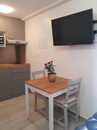 Appartement Calme, lumineux, Terasse proche Paris in Sceaux Appartement Calme, lumineux, Terasse proche Paris in Sceaux