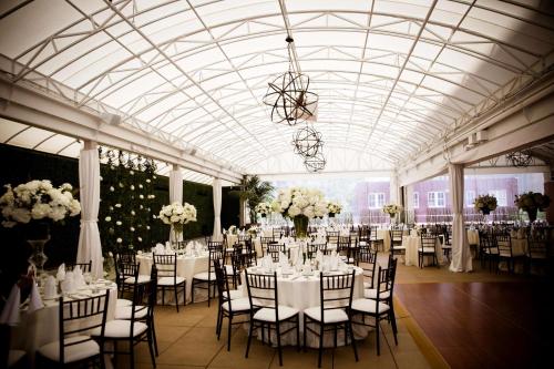 Tárgyalóterem/bálterem, The Sam Houston Hotel, Curio Collection by Hilton near George R. Brown Kongresszusi Központ Tárgyalóterem/bálterem, The Sam Houston Hotel, Curio Collection by Hilton near George R. Brown Kongresszusi Központ