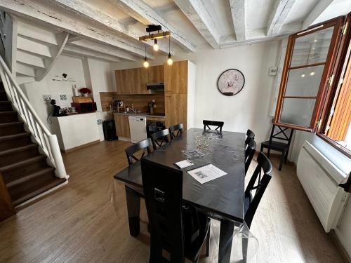 Cocina, Chez Samantha au cœur d'Azay in Azay-le-Rideau Cocina, Chez Samantha au cœur d'Azay in Azay-le-Rideau