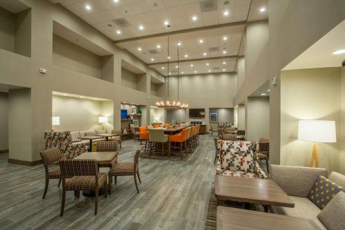 設施, 漢普頓酒店及套房 布爾頓/聖伊內斯山谷 (Hampton Inn & Suites Buellton/Santa Ynez Valley) in 比爾頓(CA) 設施, 漢普頓酒店及套房 布爾頓/聖伊內斯山谷 (Hampton Inn & Suites Buellton/Santa Ynez Valley) in 比爾頓(CA)