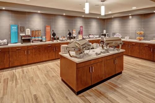 Food and beverages, Hampton Inn Vallejo in Vallejo (CA) Food and beverages, Hampton Inn Vallejo in Vallejo (CA)
