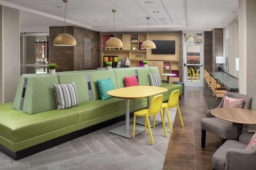 ล็อบบี้, Home2 Suites by Hilton Atlanta Midtown near สวนเพดเมาท์ ล็อบบี้, Home2 Suites by Hilton Atlanta Midtown near สวนเพดเมาท์