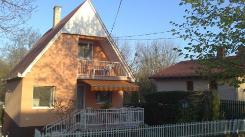 Dora Apartmanhaz Zalakaros in ザラカロシュ Dora Apartmanhaz Zalakaros in ザラカロシュ