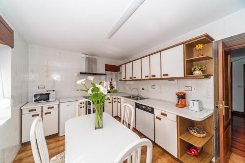 Altamira, SEA & MOUNTAIN in Busturia Altamira, SEA & MOUNTAIN in Busturia