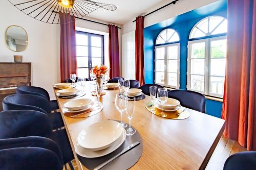 Ételek és italok, Jolie m'Home, Le Puy du Fou, 15 pers, 7 ch, 5 sde, 5 wc in Mauléon (Poitou-Charentes) Ételek és italok, Jolie m'Home, Le Puy du Fou, 15 pers, 7 ch, 5 sde, 5 wc in Mauléon (Poitou-Charentes)