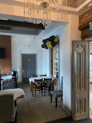 Létesítmények, The George Wright Boutique Hotel, Bar & Restaurant in Rotherham Létesítmények, The George Wright Boutique Hotel, Bar & Restaurant in Rotherham