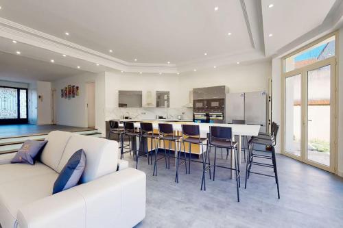 07.Studio#Creteil#Loft#Cinéma (07.Studio#Creteil#Loft#Cinema) in Кретей 07.Studio#Creteil#Loft#Cinéma (07.Studio#Creteil#Loft#Cinema) in Кретей