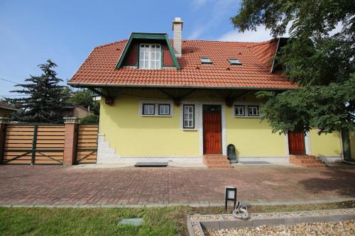 Aranyhaj Apartman in ยอซซา Aranyhaj Apartman in ยอซซา