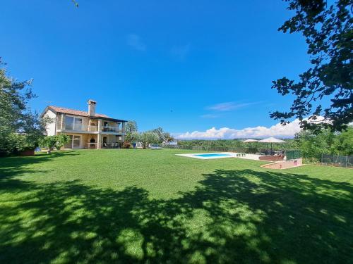Apartments Villa Sotlar with pool in Čepljani Apartments Villa Sotlar with pool in Čepljani