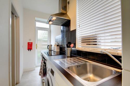 keuken, Apartment Caerlaverock Road in Prestwick keuken, Apartment Caerlaverock Road in Prestwick