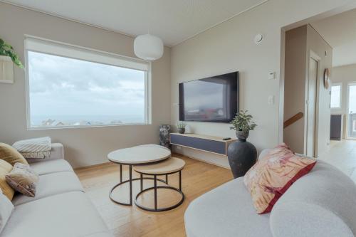 New Three Bedroom Townhouses with Sea View in Hoyvík New Three Bedroom Townhouses with Sea View in Hoyvík