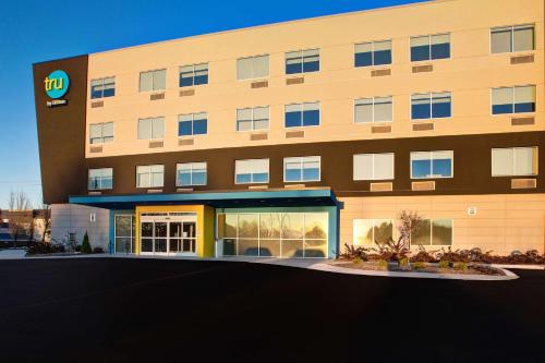Exterior view, Tru by Hilton Alcoa Knoxville Airport in Alcoa (TN) Exterior view, Tru by Hilton Alcoa Knoxville Airport in Alcoa (TN)